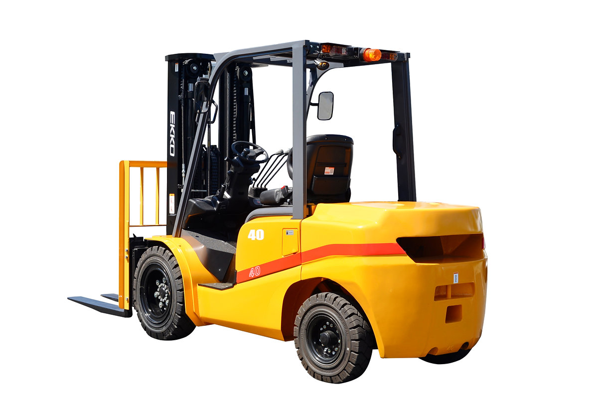 EKKO EK35D Forklift with solid pneumatic tires 7000 lbs., cap.